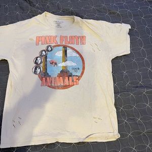 Buckle M pink floid graphic distressed t